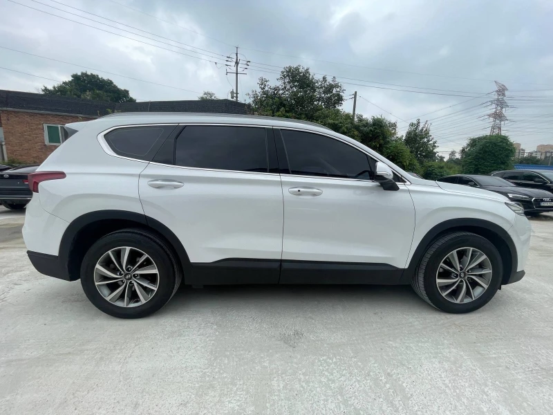 Hyundai Santa fe 2.2 4WD PREMIUM 7 местен, снимка 3 - Автомобили и джипове - 52291615