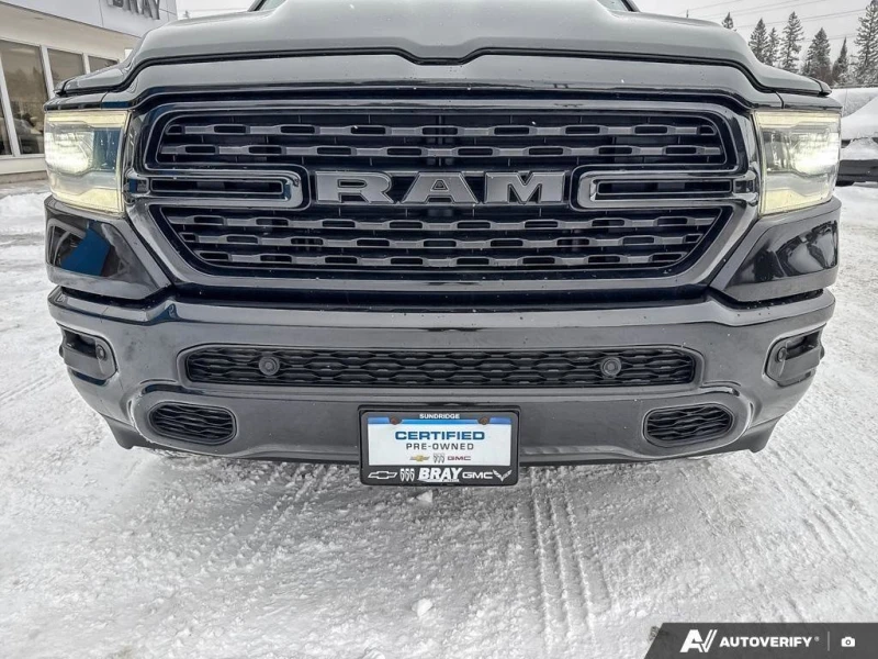 Dodge RAM 1500 Sport BLACKED OUT RUNNING BOARDS * CARFAX* , снимка 11 - Автомобили и джипове - 52991782