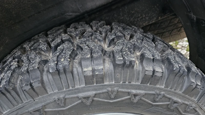 Nissan Pathfinder AVTOMAT, снимка 9 - Автомобили и джипове - 53357392