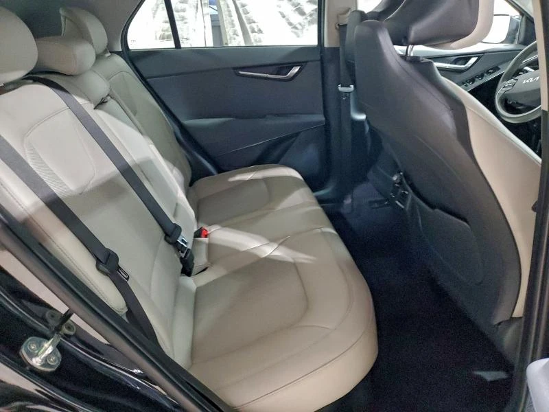Kia Niro EX, снимка 11 - Автомобили и джипове - 53271253