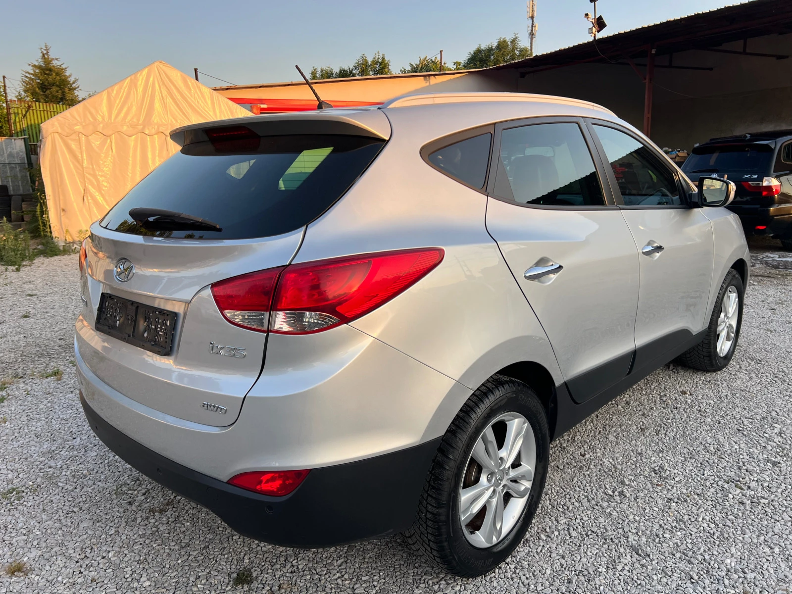 Hyundai IX35 2.0* 4х4* ШВЕЙЦАРИЯ* КОЖА*  - изображение 5