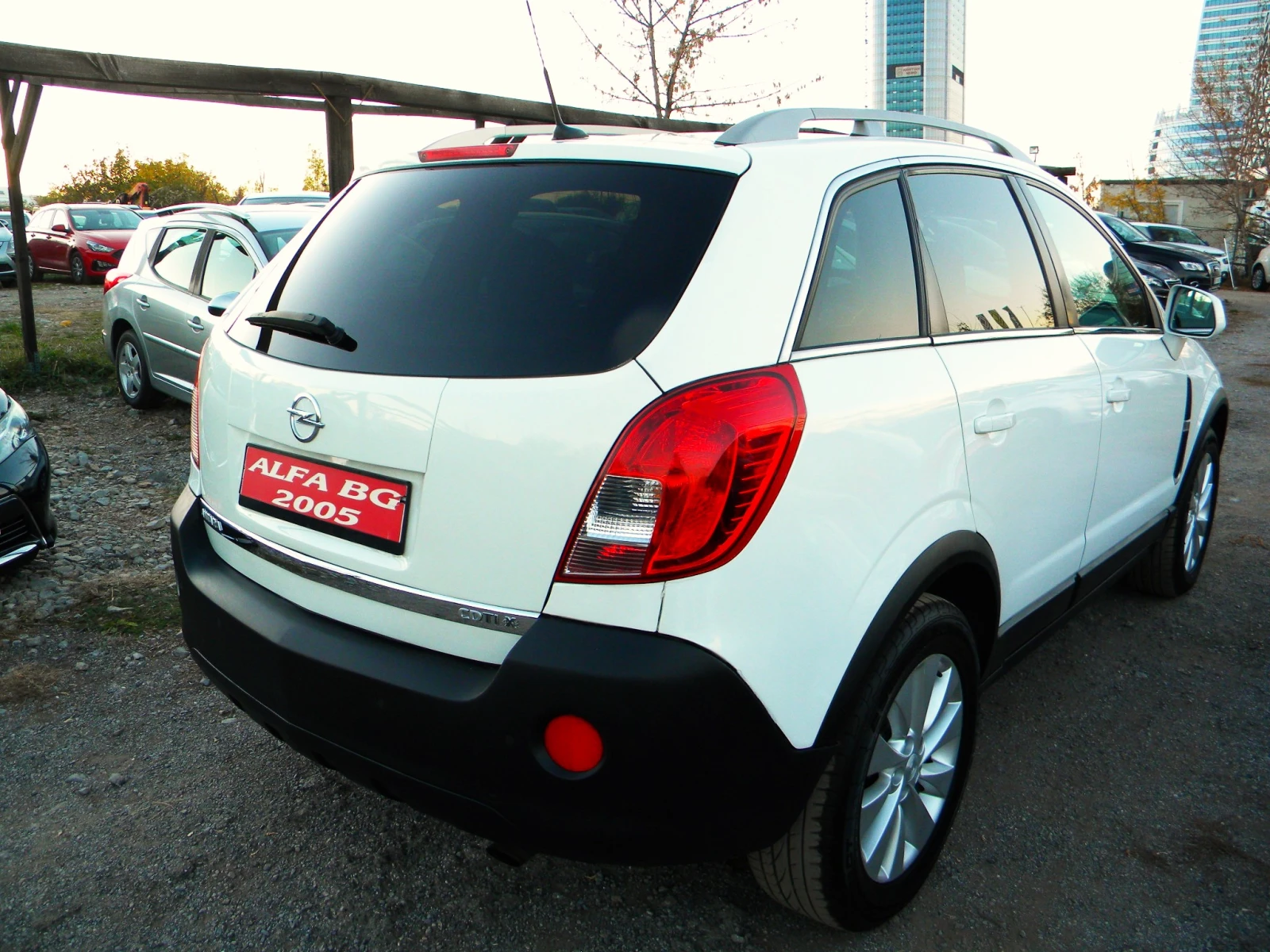 Opel Antara 2.2CTDI* 157000km* COSMO* NAVI-КОЖА-АВТОМАТ* EURO5 - изображение 4