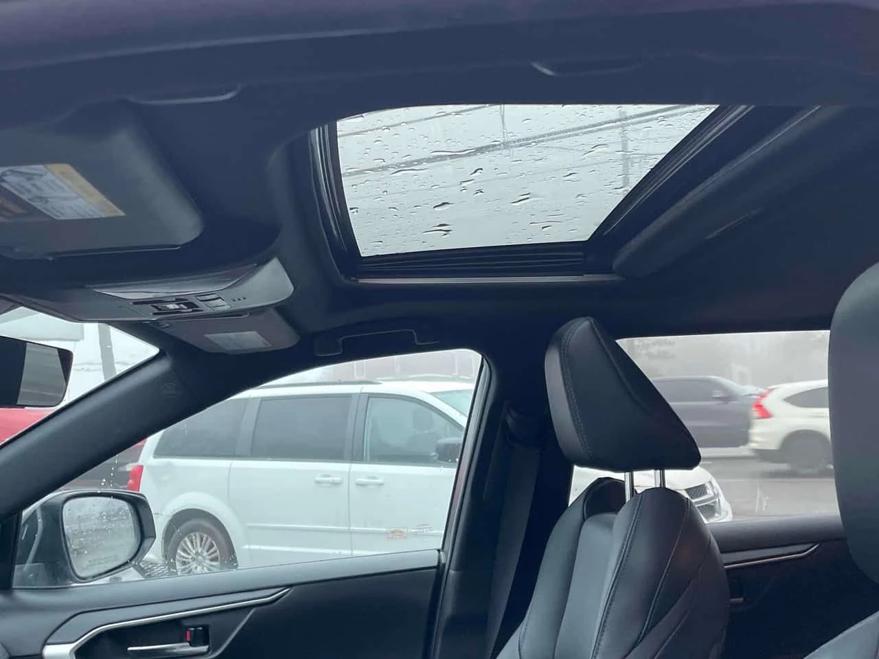 Toyota Rav4 Hybrid XSE AWD  CARFAX - изображение 10