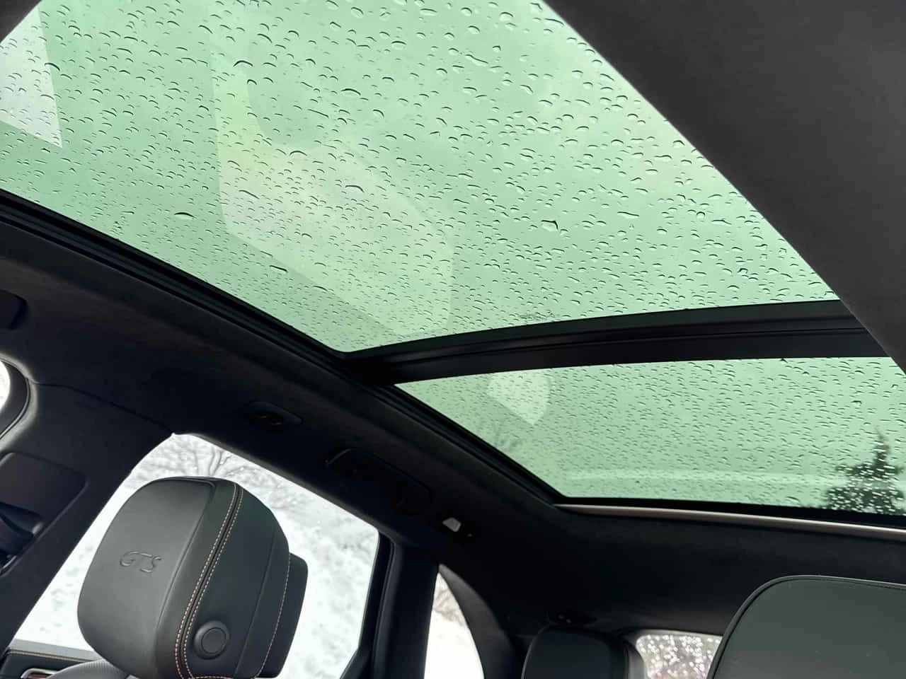 Porsche Macan GTS  CARFAX, снимка 14 - Автомобили и джипове - 53760316