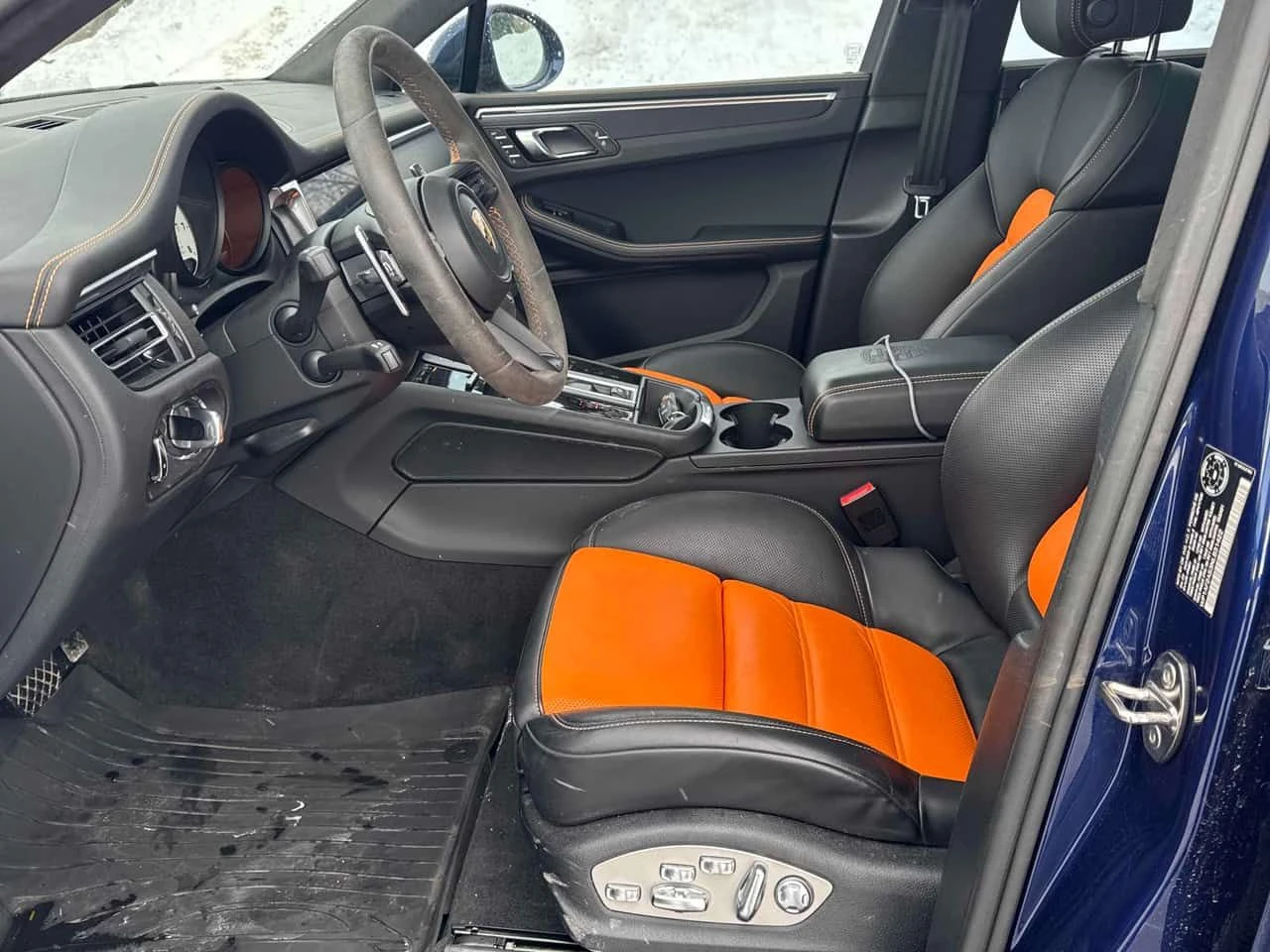 Porsche Macan GTS  CARFAX, снимка 10 - Автомобили и джипове - 53760316