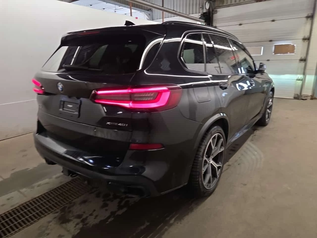BMW X5 * XDRIVE40I * CARFAX * БЕЗ ПЪРВОНАЧАЛНА ВНОСКА, снимка 3 - Автомобили и джипове - 54738436