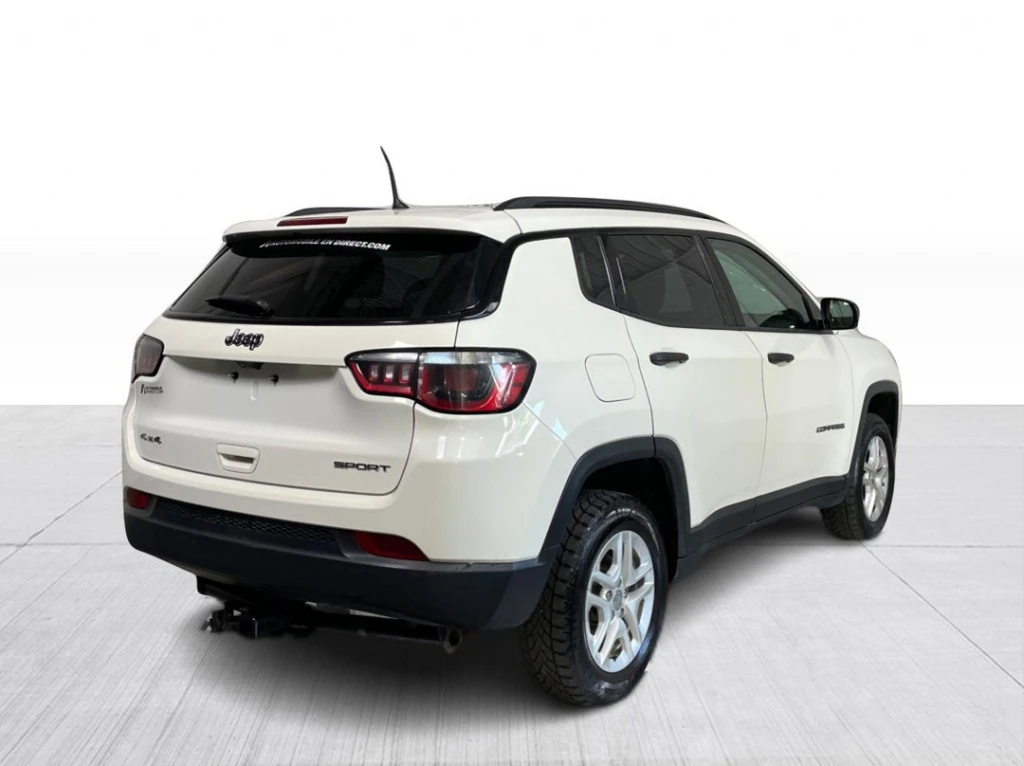 Jeep Compass Sport 2.4i, снимка 6 - Автомобили и джипове - 54882615