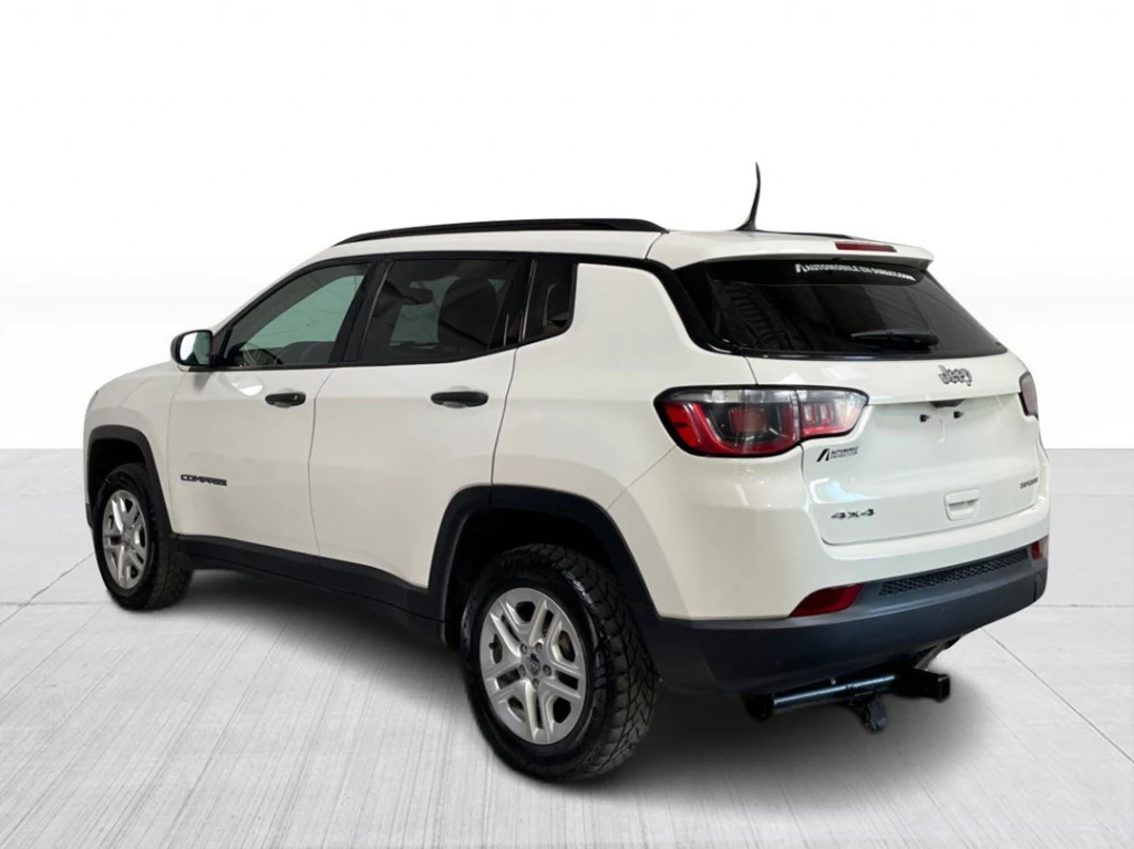 Jeep Compass Sport 2.4i, снимка 4 - Автомобили и джипове - 54882615