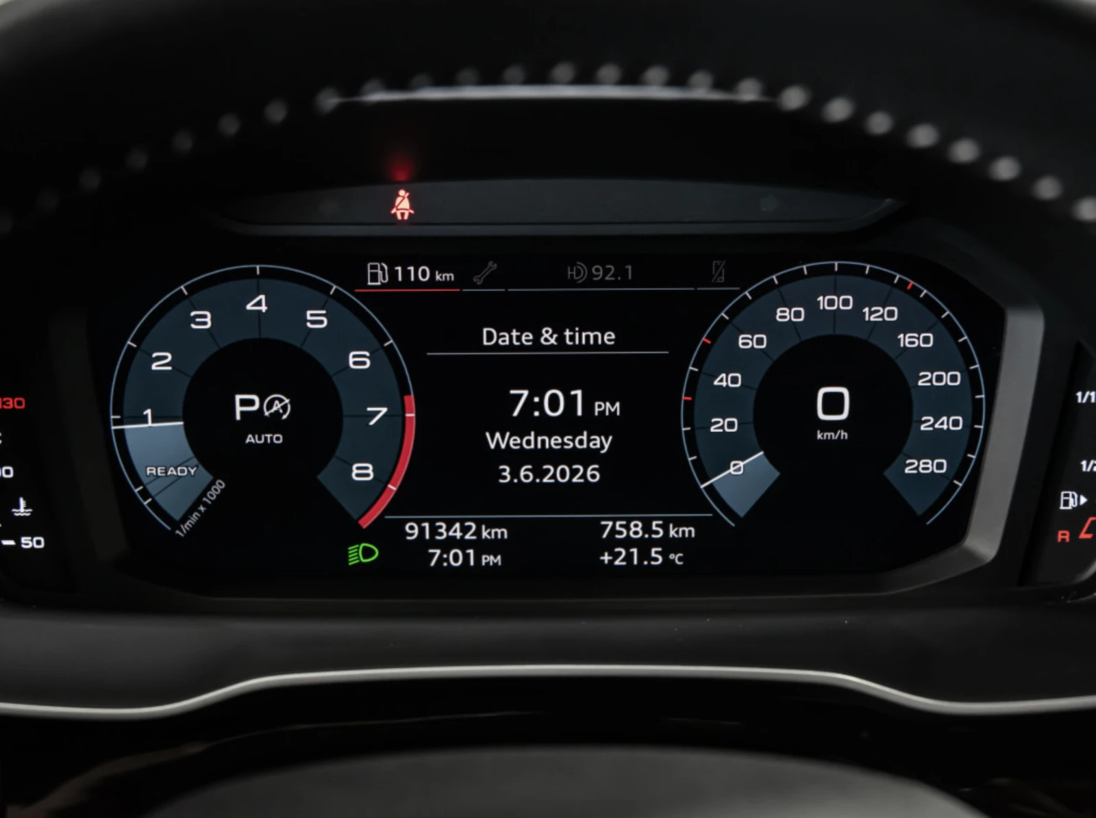 Audi Q3 S LINE | ПОДГРЕВ| CarPlay | , снимка 13 - Автомобили и джипове - 55513375