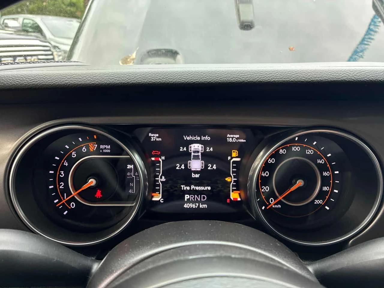 Jeep Gladiator WILLYS| ПОДГРЕВИ| KEYLESS| NAVI| PANO, снимка 8 - Автомобили и джипове - 55571635