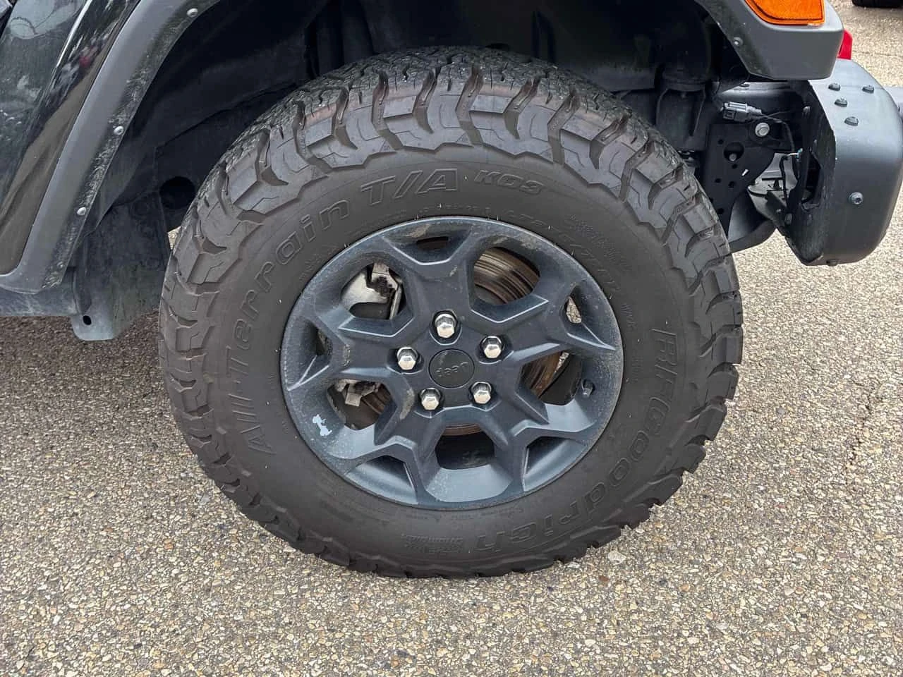 Jeep Gladiator WILLYS| ПОДГРЕВИ| KEYLESS| NAVI| PANO, снимка 6 - Автомобили и джипове - 55571635