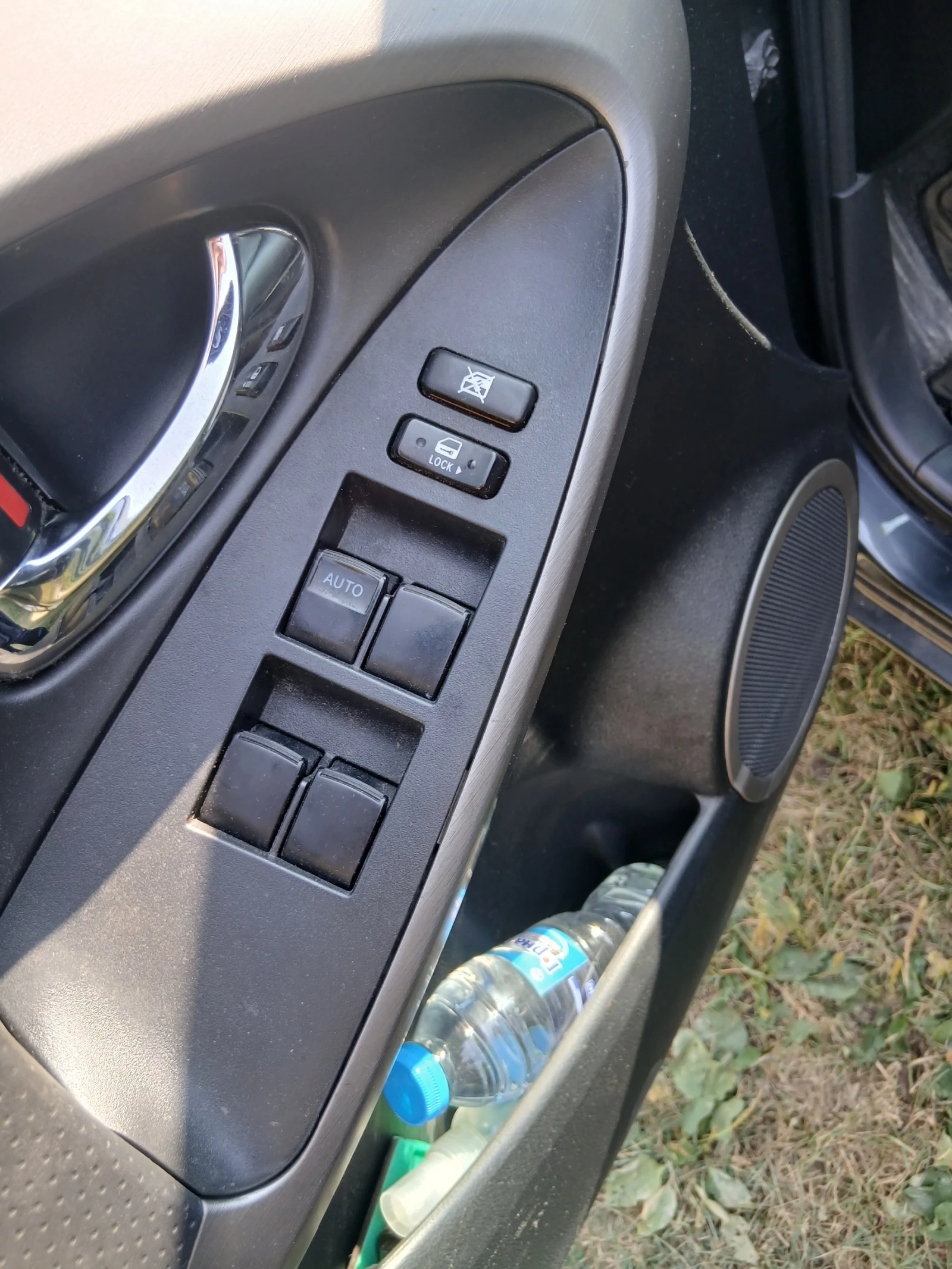 Toyota Rav4, снимка 10 - Автомобили и джипове - 56112097