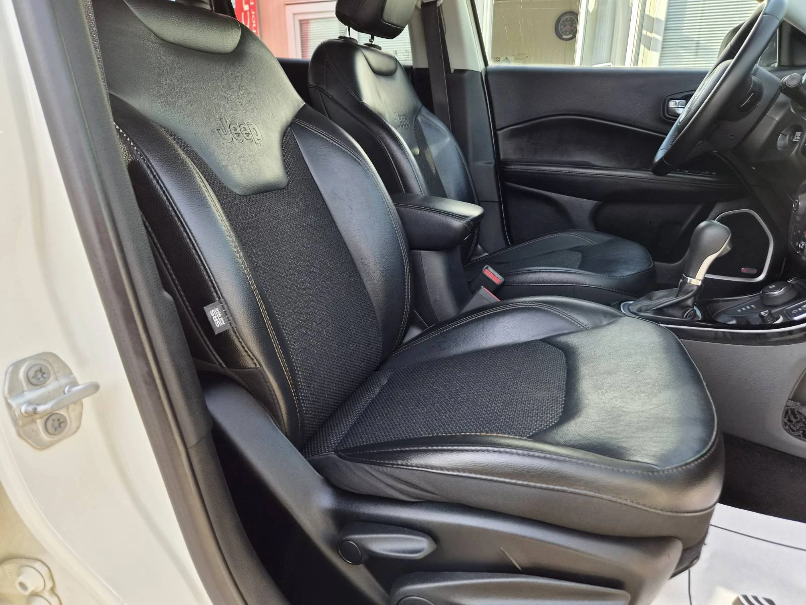 Jeep Compass 2.0D-4X4-LIMITED-, снимка 12 - Автомобили и джипове - 56398240