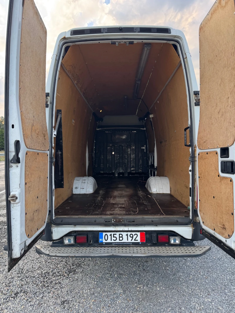 Iveco Daily 65/35c18* Клима* Макси* 3.5Т* Б-Кат, снимка 9 - Бусове и автобуси - 51345849