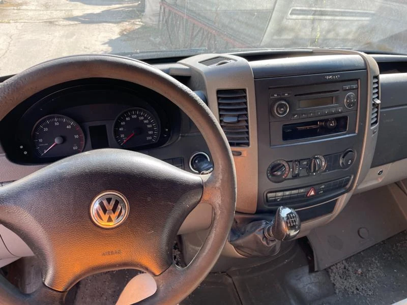 VW Crafter 2.5TDI, снимка 4 - Бусове и автобуси - 43182191