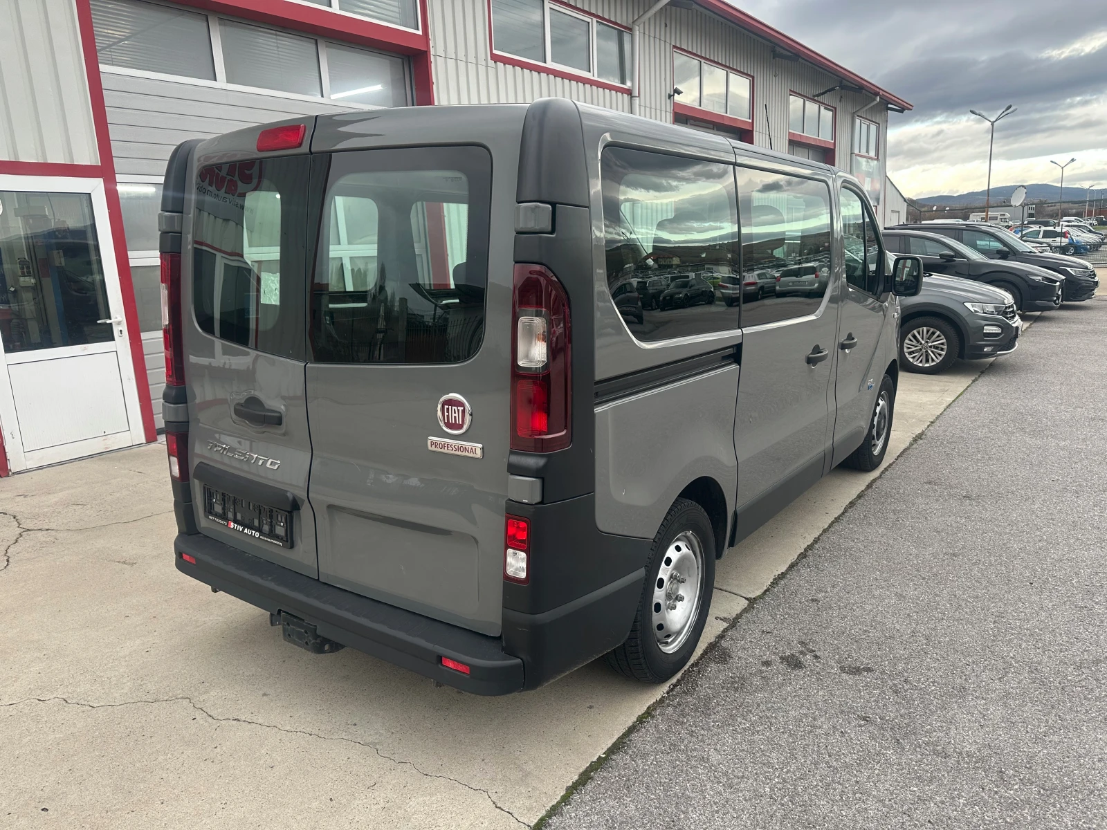 Renault Trafic 6 MTalento - изображение 6