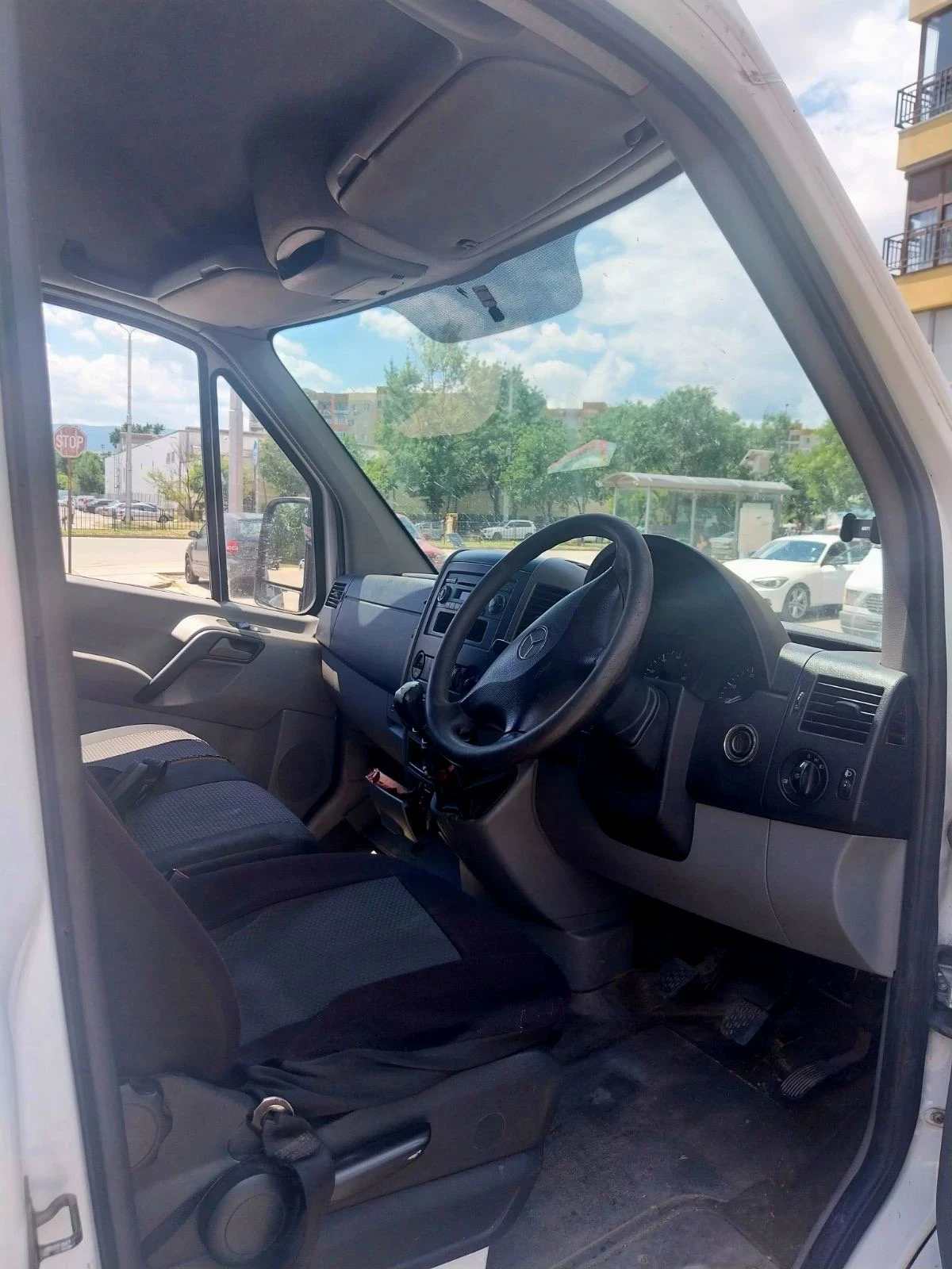Mercedes-Benz Sprinter 311, снимка 8 - Бусове и автобуси - 55275588