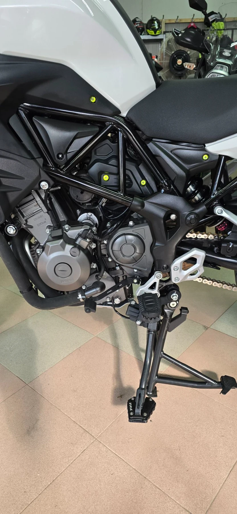 Benelli TRK 502 Х ABS, А 2 кат. Лизинг !, снимка 13 - Мотоциклети и мототехника - 55597314