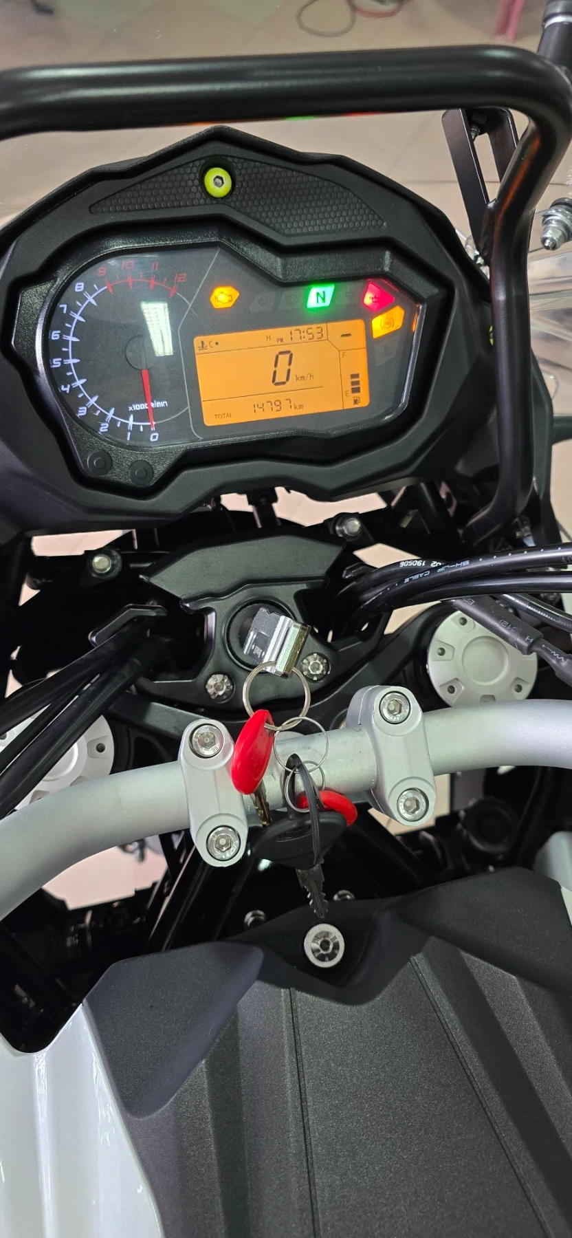 Benelli TRK 502 Х ABS, А 2 кат. Лизинг !, снимка 8 - Мотоциклети и мототехника - 55597314