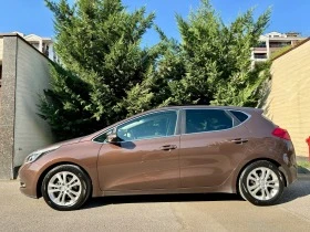 Kia Ceed 1.6CRDI PREMIUM NAVI PANORAMA KAMERA - [9] 