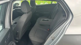 VW Golf 2.0 TDI Comfortline/LED/Distronic/ Car Play | Mobile.bg    9