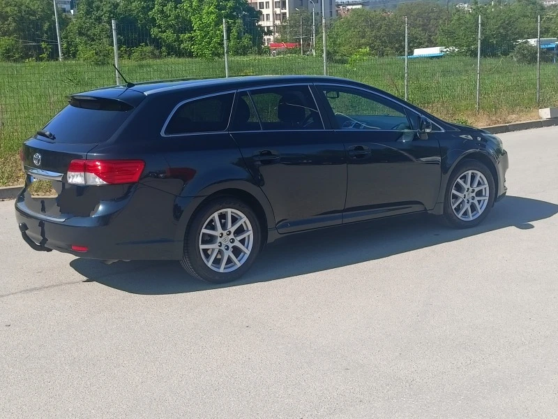 Toyota Avensis, снимка 4 - Автомобили и джипове - 47389341