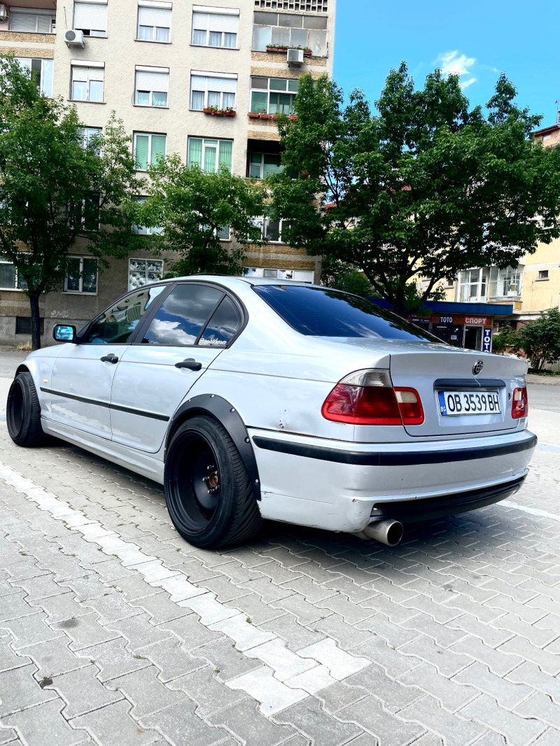 BMW 318, снимка 4 - Автомобили и джипове - 46071025