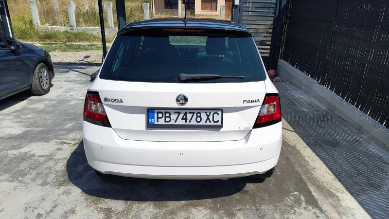 Skoda Fabia, снимка 4 - Автомобили и джипове - 47381545