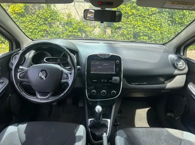 Renault Clio 1.5TDCI , снимка 9 - Автомобили и джипове - 47496207