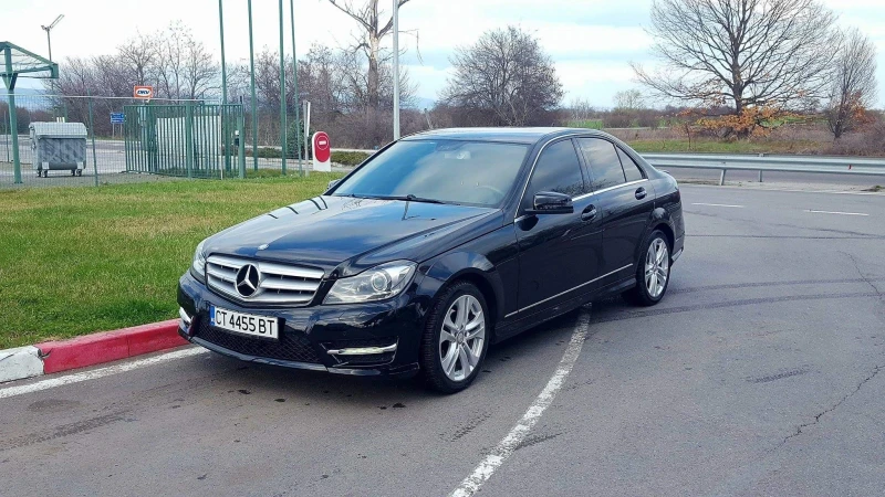 Mercedes-Benz C 220 AMG, снимка 4 - Автомобили и джипове - 48578037