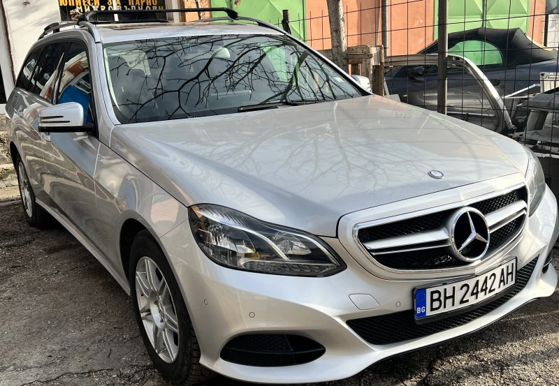 Mercedes-Benz E 250 ТОП състояние, снимка 1 - Автомобили и джипове - 48586482