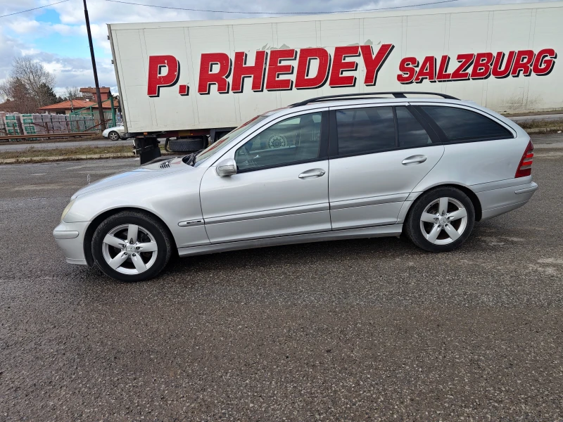 Mercedes-Benz C 220 2, 2 CDi , снимка 2 - Автомобили и джипове - 48703773