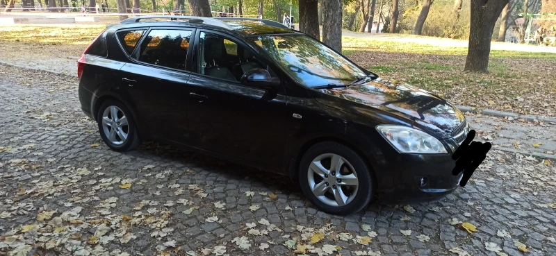 Kia Ceed, снимка 1 - Автомобили и джипове - 48759154