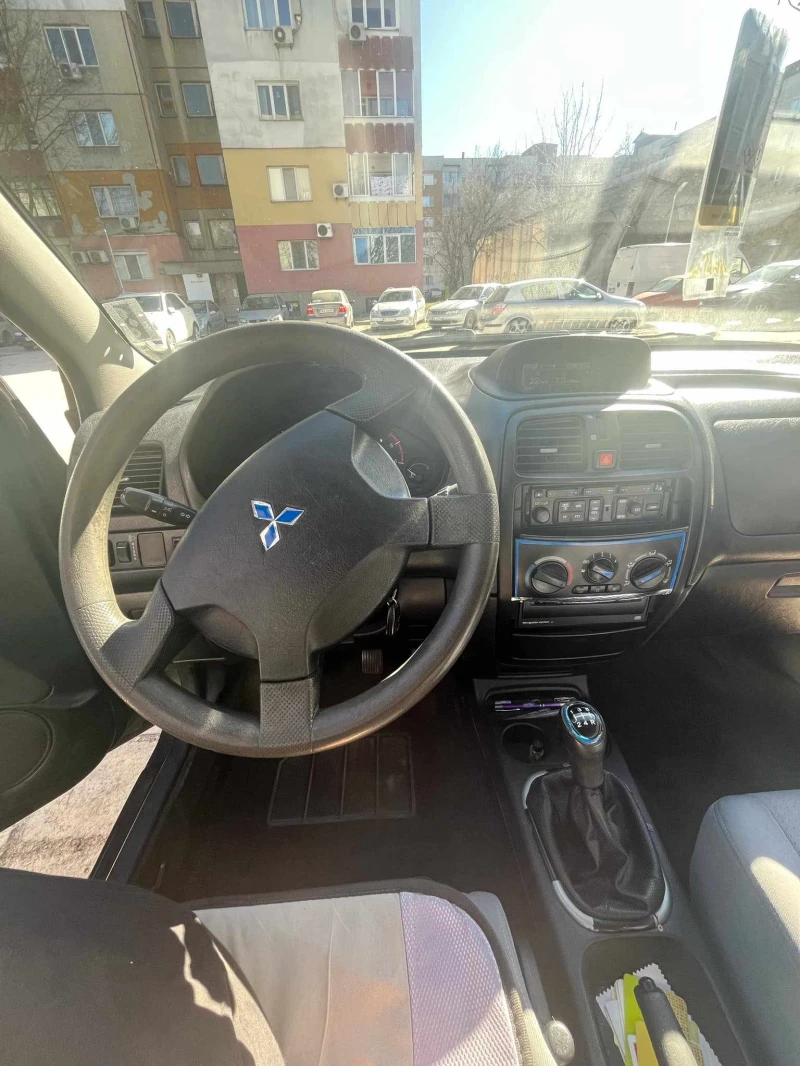 Mitsubishi Space star, снимка 4 - Автомобили и джипове - 49589575