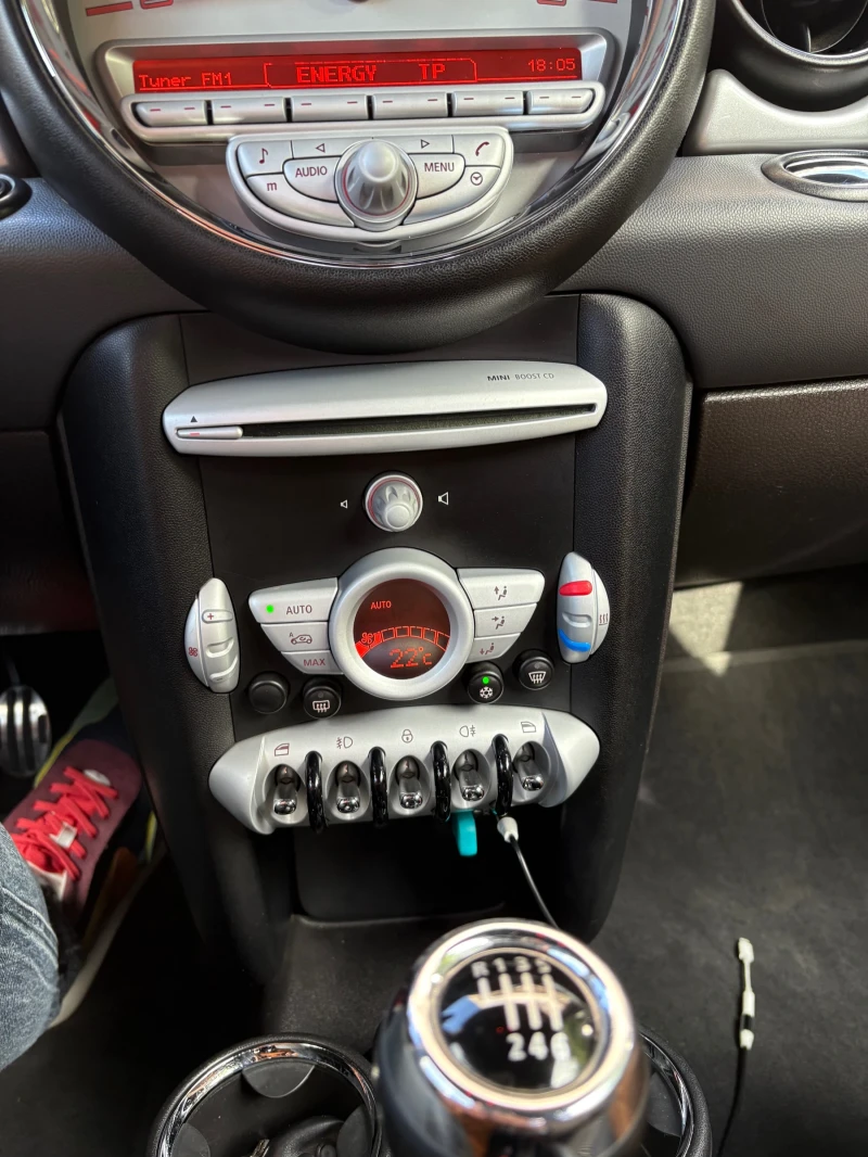 Mini Cooper s 1.6 бензин 175 HP, снимка 9 - Автомобили и джипове - 50375553