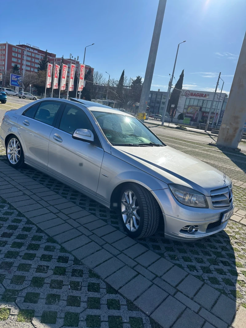 Mercedes-Benz C 220, снимка 4 - Автомобили и джипове - 52499115