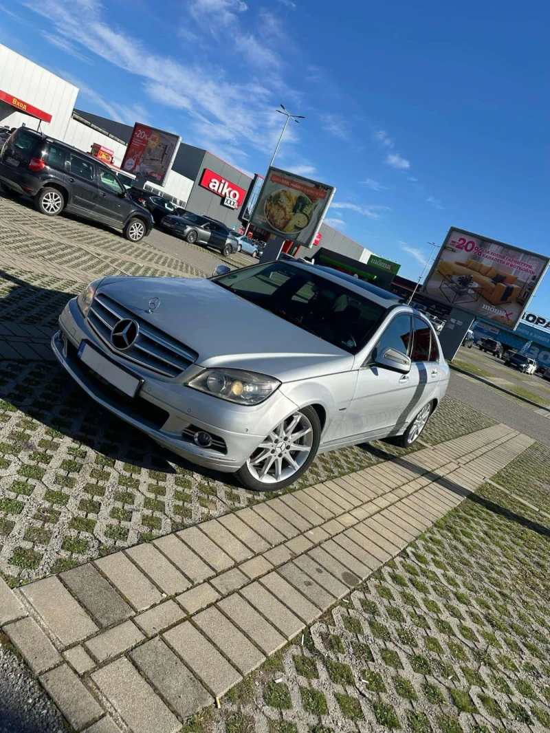 Mercedes-Benz C 220, снимка 2 - Автомобили и джипове - 52499115