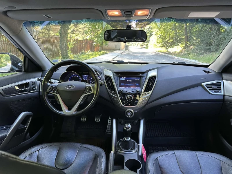 Hyundai Veloster  1.6 GDI, снимка 9 - Автомобили и джипове - 50841965