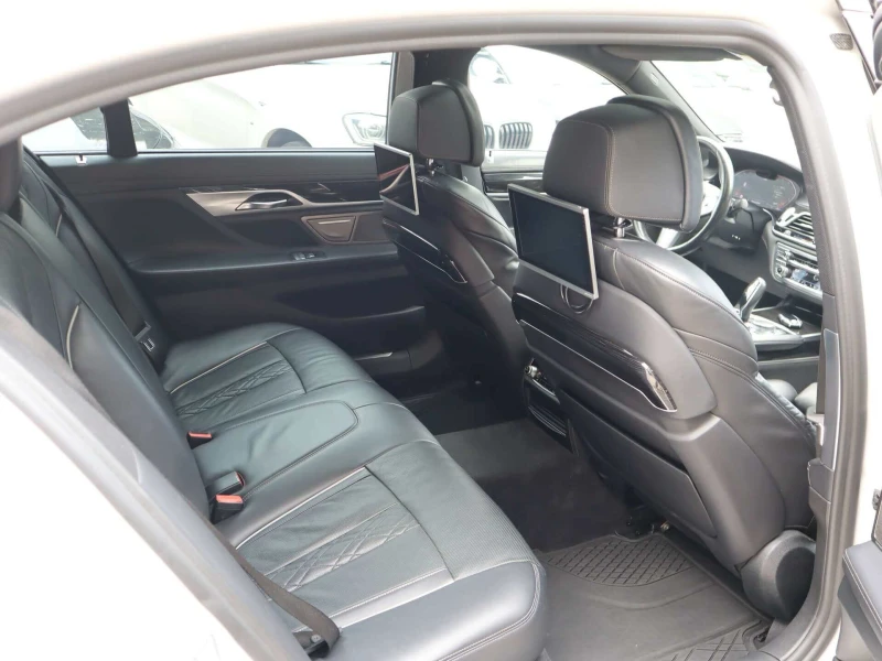 BMW 750 Long/xDrive/Individual/Harman Kardon/Обдухване/RSE, снимка 10 - Автомобили и джипове - 51207862