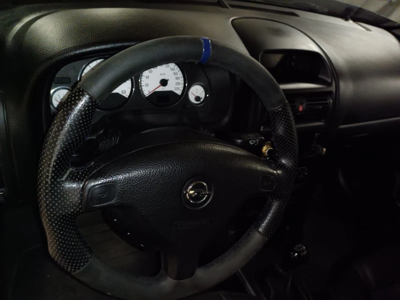 Opel Astra 1.7 dti, снимка 11 - Автомобили и джипове - 51941940