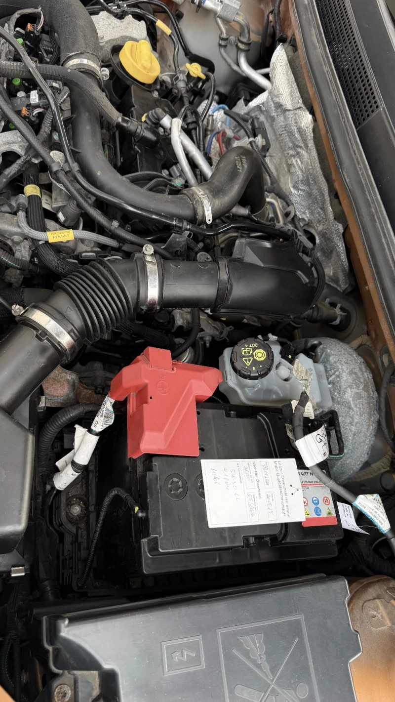 Dacia Sandero 1.0 Stepway LPG фабрична газ 6 скорости, снимка 13 - Автомобили и джипове - 52642128