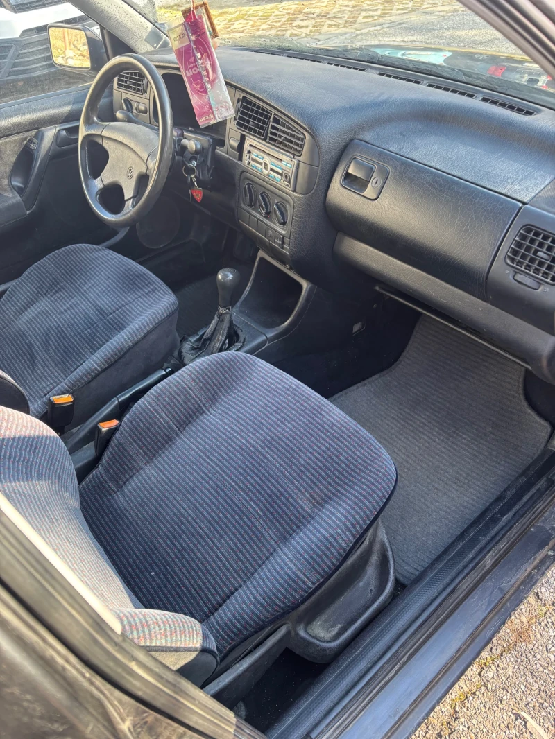 VW Golf, снимка 2 - Автомобили и джипове - 52937850