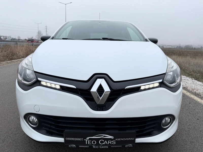 Renault Clio 1.2i LED / KEYLESS / NAVI / AVTOPILOT / 159 000km, снимка 2 - Автомобили и джипове - 53213083