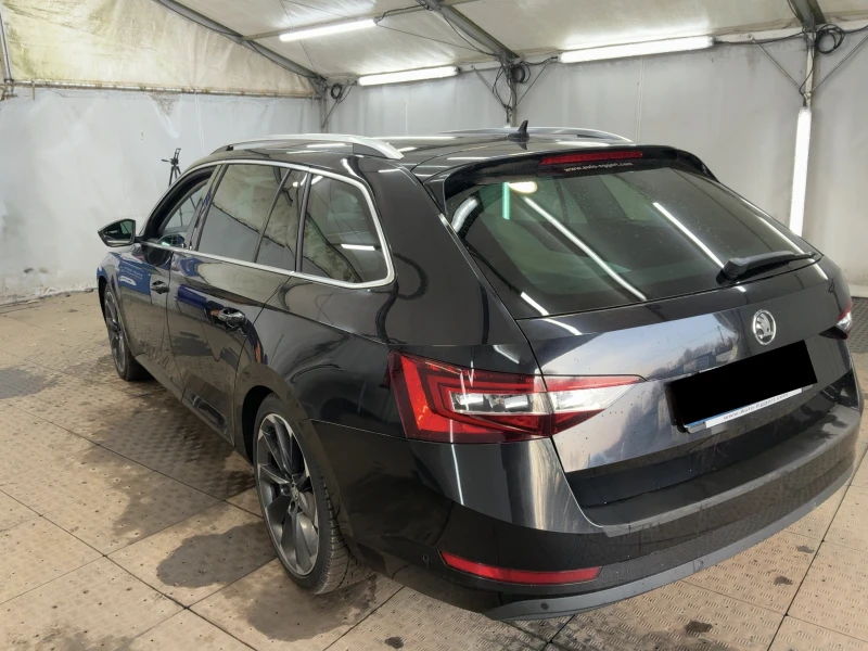 Skoda Superb 190hp* История* L&K/4x4/Подгрев/Обдухване/Печка/DC, снимка 2 - Автомобили и джипове - 53226481