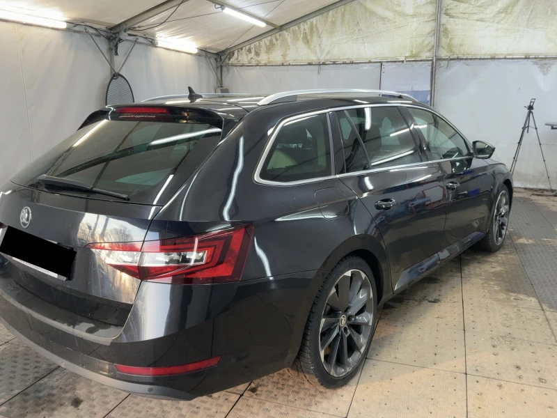 Skoda Superb 190hp* История* L&K/4x4/Подгрев/Обдухване/Печка/DC, снимка 3 - Автомобили и джипове - 53226481