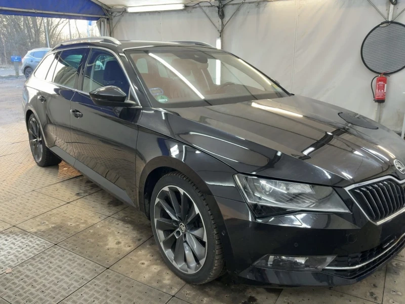 Skoda Superb 190hp* История* L&K/4x4/Подгрев/Обдухване/Печка/DC, снимка 4 - Автомобили и джипове - 53226481