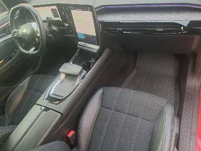 Renault Austral, снимка 10 - Автомобили и джипове - 55618807