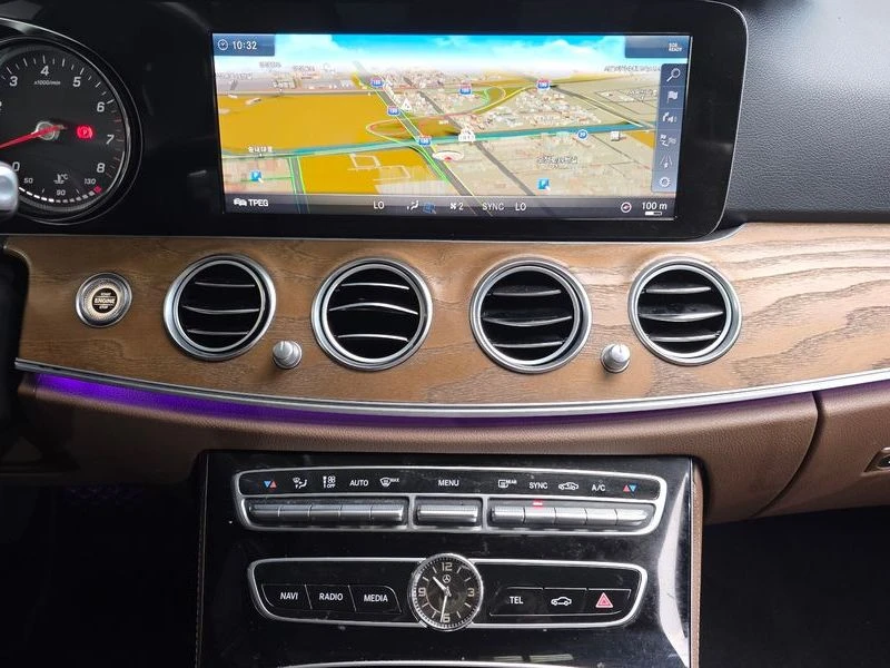 Mercedes-Benz E 300 E300 Exclusive| 245�.�. | Mobile.bg � ����������� 14