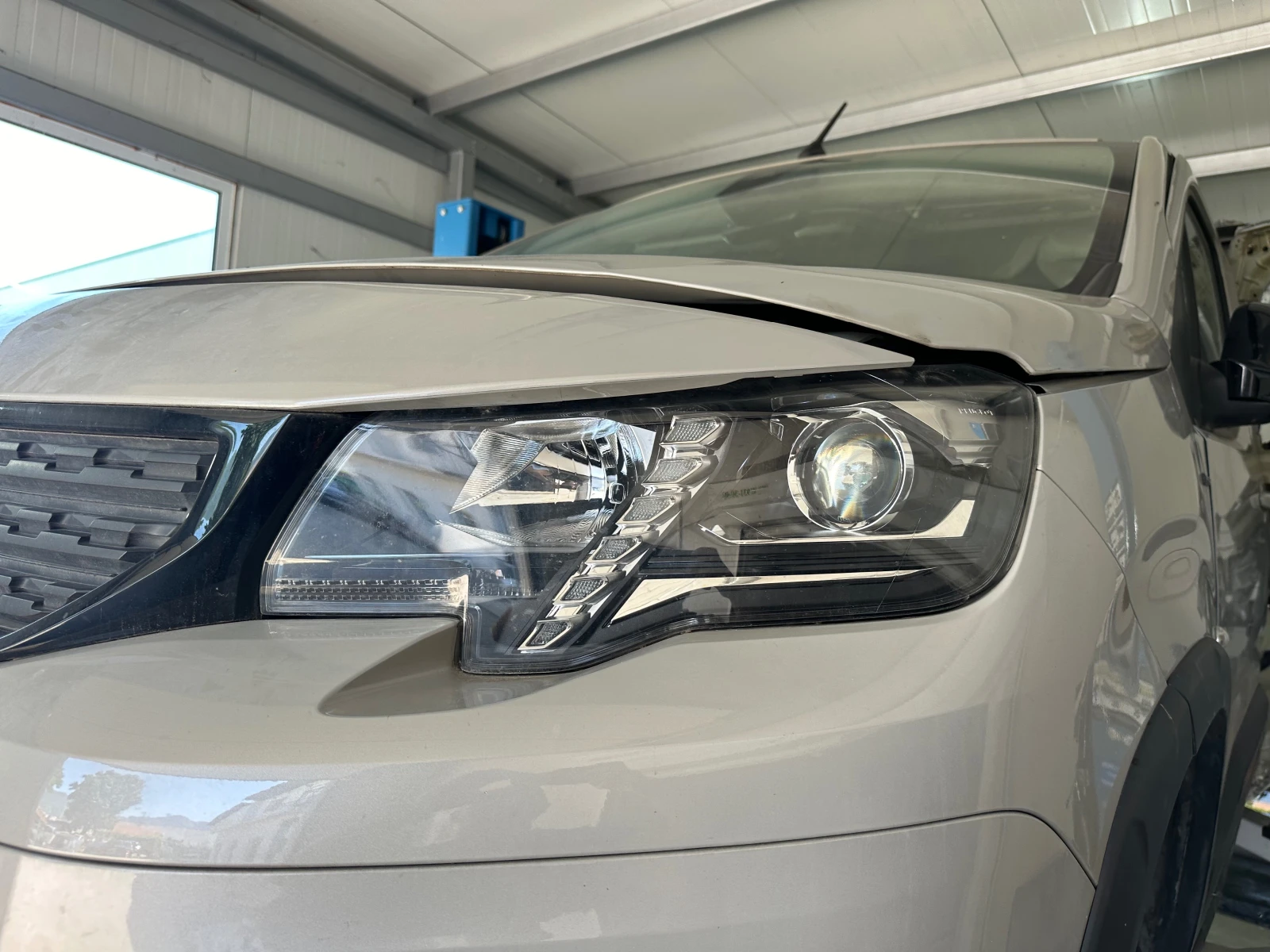 Peugeot Rifter 1.5Hdi-Автоматик-GT Line - изображение 5