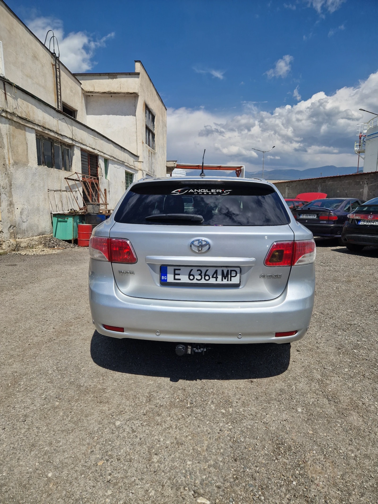 Toyota Avensis Т27 - изображение 7